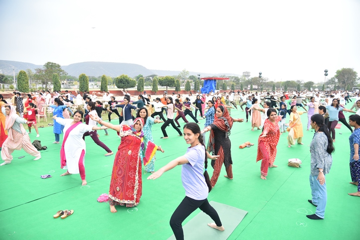  Three-day Yoga Festival ‘Har Dil Dhyan-Har Din Dhyan’ begins at Rajasthan University